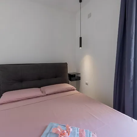 Modern Rggstay * 칼리아리