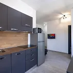Modern Rggstay