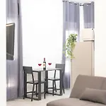 Modern Rggstay